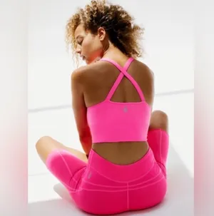Free People NWOT Good Karma Crop Tank Hot Pink XS/S thumbnail 3