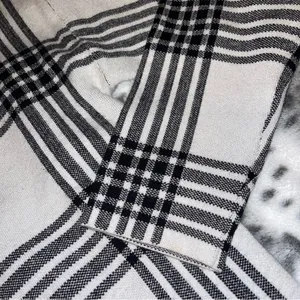 Tahari Mockneck sweater thumbnail 4