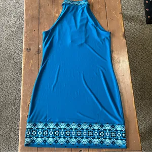 White House Black Market Beaded Turquoise Jersey Embroidered Shift Dress thumbnail 9