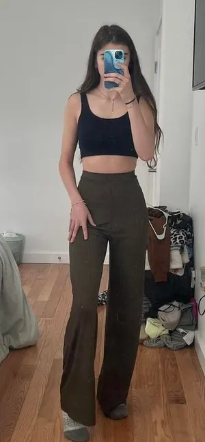 Women's Green Wide Leg Pants Size L thumbnail 1