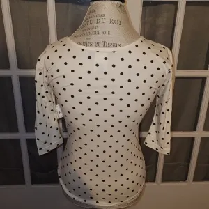 NWT Disney Parks Womens‎ Minnie Mouse Polka Dot Bow Shirt Top XS thumbnail 2