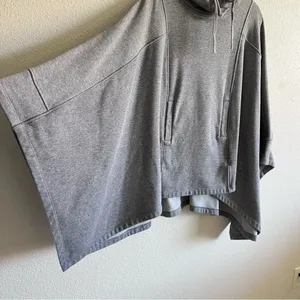 UGG Women's Pichot Turtleneck Fleece Pockets Grey‎ Cape Poncho Grey Cozy Drapey thumbnail 3