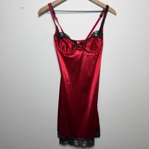 VTG 90s Victoria Secret Women Slip Dress 34C Cherry Red Lace‎ Trim Bustier Vamp thumbnail 3
