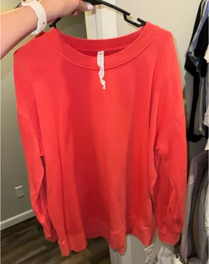 Lululemon Pullover thumbnail 1