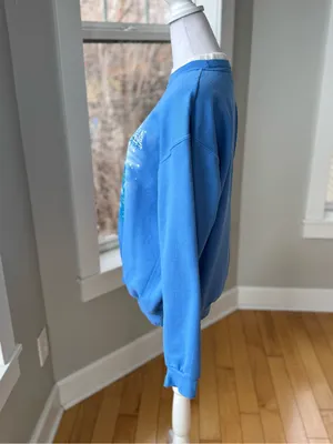 Vintage 80s 90s Cottagecore Blue Winter Scene Sweatshirt Rhinestone Accents Sz M thumbnail 3
