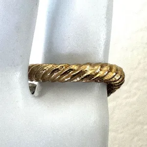 Vintage Gold Tone Cluster Ring with Clear Rhinestones thumbnail 2