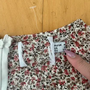 Princess Polly falleni midi dress thumbnail 4