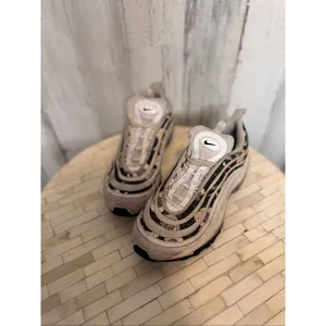 Nike Air Max 97 Floral Print Beige Black Sneakers Womens Size 6.5 BV0129-100 Run thumbnail 2