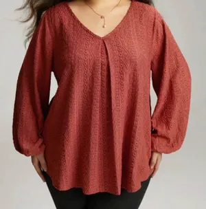 BloomChic long-sleeved top with eyelet details, size 14-16, NWT thumbnail 1