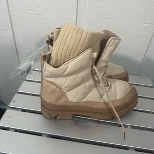 Sam Edelman Tabitha Puffer Lace Up Boot Size 9.5 NWOT thumbnail 8