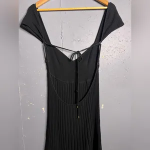 Free People Cherie Mini Pleated Knit Dress in Black. Size Large thumbnail 6