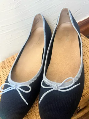 Vionic Klara Navy Blue Ballet Flats with Light Blue Trim size 9.5 thumbnail 2