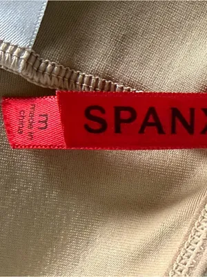 SPANX Slimplicity Mid-Thigh Shaper Shorts Nude Beige Size Medium thumbnail 4