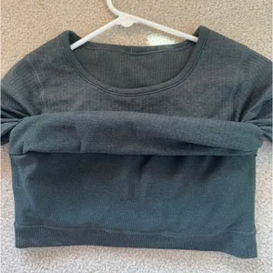 Lululemon Ebb to Street Cropped Long Sleeve Dark Green thumbnail 3