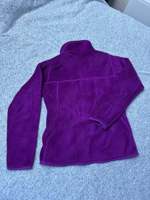 Magenta fuzzy Patagonia thumbnail 2