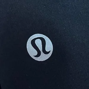 Lululemon Womens Black Eyelet Scalloped Pull On Activewear Running Shorts Size 2 thumbnail 4
