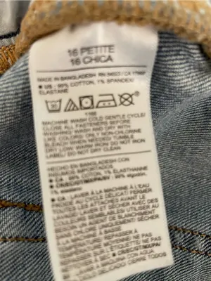 Old Navy Women's Ripped High Rise Curvy OG Straight Jeans Size 16 Petite thumbnail 7