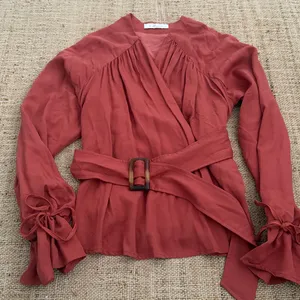 L' Academie REVOLVE Dezi Jacket Rust Color SZ Small thumbnail 4