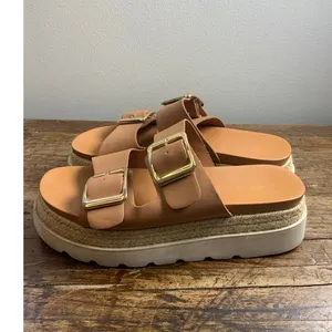 Madden‎ Girl Mythical Platfrom Sandals size 8.5 thumbnail 4