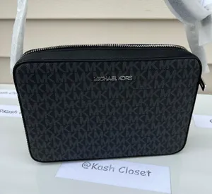 MK JST LG EW Crossbody Signature Black thumbnail 1