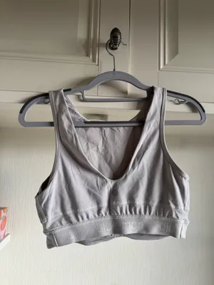 Lululemon bra thumbnail 3