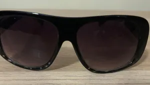 Stylish Black Sunglasses thumbnail 1
