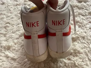 Nike Blazer Mid Vintage White Red Swoosh Sneakers thumbnail 4