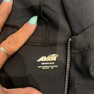 NWT Avia‎ Womens XS (0-2) Avia Windbreaker Bomber Light Jacket With Hood thumbnail 3
