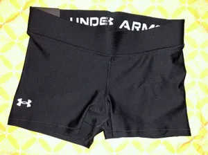 Under Armour NWT Women's HeatGear Mid Rise Shorty Compression Shorts - Large thumbnail 4