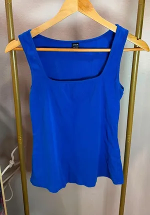Size M Royal Blue Square Neck tank top Size M thumbnail 1