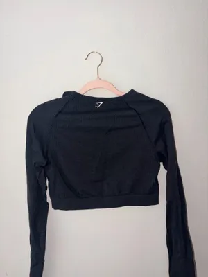 Gymshark Seamless Crop Long Sleeve Top thumbnail 2