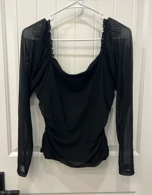 Elegant Black Long Sleeve Women's Top thumbnail 1