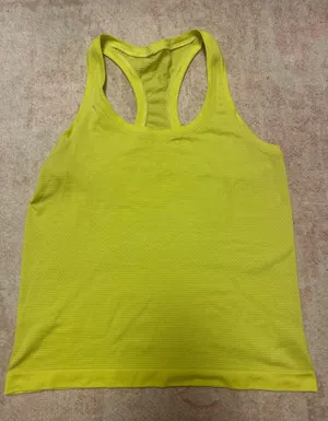 Lululemon Tank Swiftly Tech thumbnail 1