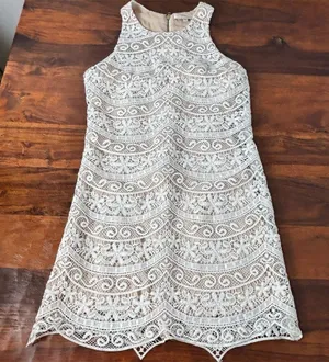 Lavender Brown Women's White Lace Mini Dress Sleeveless Party/Cocktail S‎ thumbnail 1