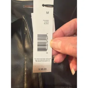 Tahari faux leather Snap-front jacket Sz M NWT thumbnail 7