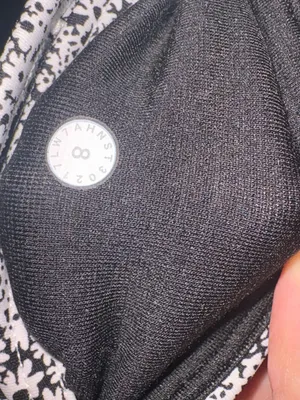Lululemon Train Times 6” Shorts in Ditsy Daisy White Black thumbnail 4