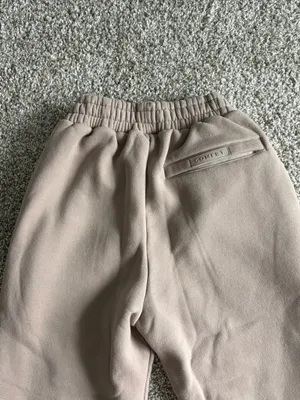 Comfrt joggers  thumbnail 7