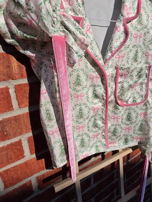 Under The Tree Christmas Pajama Set With Velvet Ties Top XS Bottoms M thumbnail 5