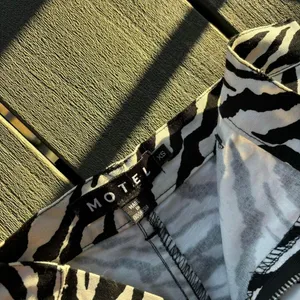 Motel Rocks Women's Zebra Jeans thumbnail 2