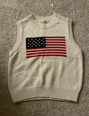 Moon & Madison Sweater Vest Knit thumbnail 1