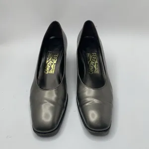 Vtg Salvatore Ferragamo 7.5 AAA Pumps Metallic Patent Leather Close‎ Toe Heels thumbnail 3