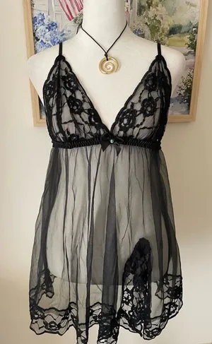 Frederick’s Of Hollywood Sheer Lace Mesh Bow Babydoll Lingerie Nightie Set New thumbnail 1