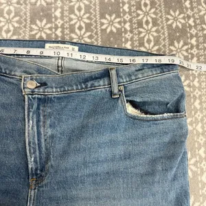 Abercrombie & Fitch The 90s Straight Ultra High Rise Criss Cross Jean Size 33/16 thumbnail 8