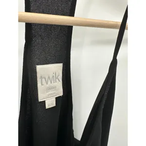 Twik Top Women MEDIUM Black Scoop Neck Racerback Sleeveless Blouse‎ Tank thumbnail 4