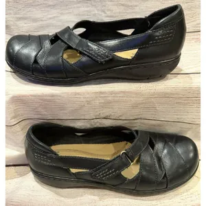 Clarks Bendables Womens 7 Black Leather Mary Jane Shoes Adjustable Strap thumbnail 2