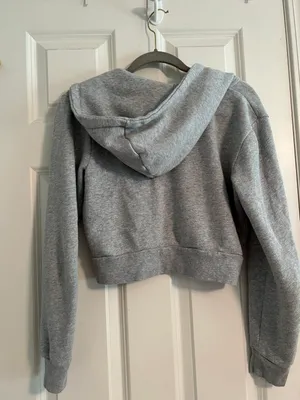 Brandy Melville Cropped Hoodie thumbnail 5