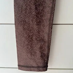 Aerie Brown Leggings with Tapered Design Sz M thumbnail 3