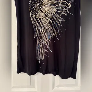 Key Closet War Bird Black Graphic Tee Swarovski Crystals Women’s Size Small thumbnail 6