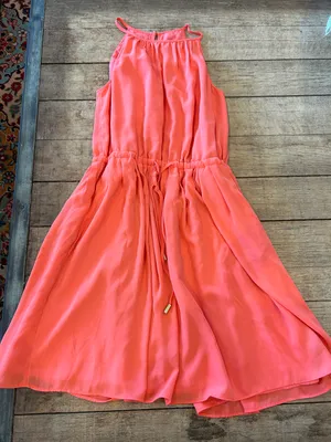 Dress thumbnail 1