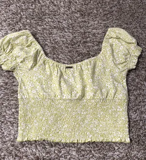 Billabong Top thumbnail 1